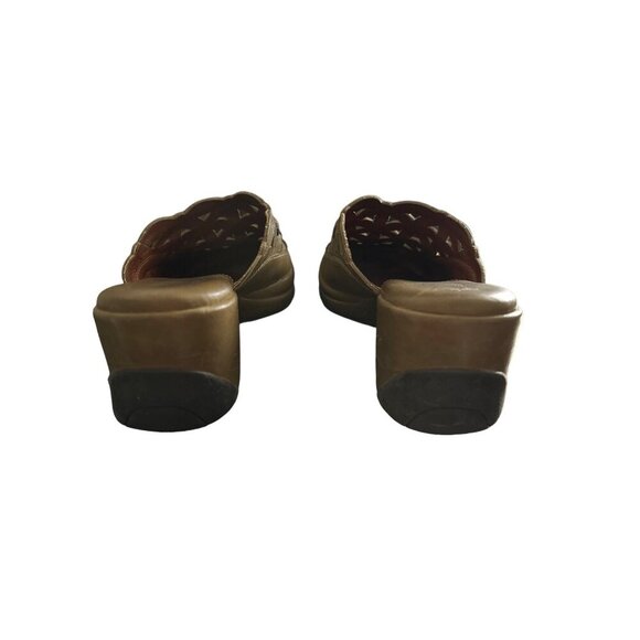 Nurture Slip On Sandals Wedge Olive Green Leather Sandals Cut Out Flower Pattern - Picture 6 of 9